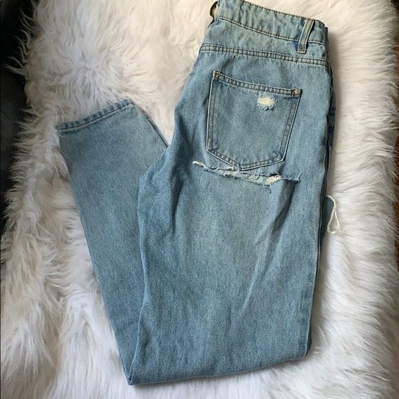 👖 FOREVER 21 Boyfriend ripped jeans - Picture 1 of 8